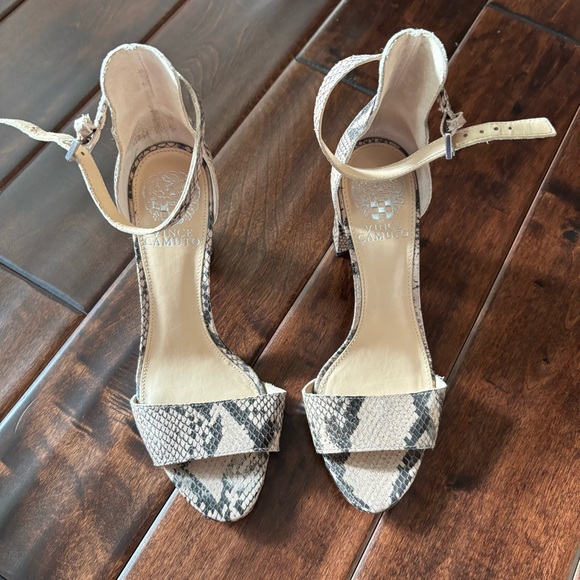 Vince Camuto Snakeskin Heels - Picture 3 of 6